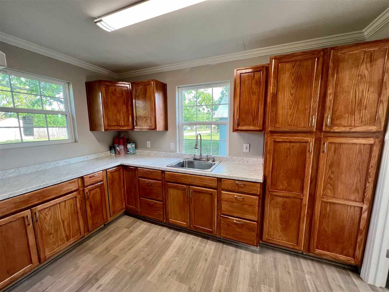 17 Cedar Street Perry, OK 73077 - Photo 8 of 16 Gallery Image 8