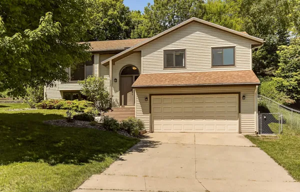 $365,000 | 2627 Westridge Lane Northwest, Rochester, MN 55901