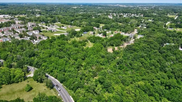 $129,999 | 5001 South Noland Road, Kansas City, MO 64136