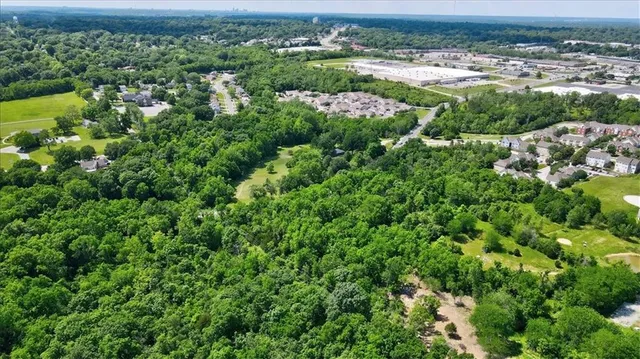 $129,999 | 5001 South Noland Road, Kansas City, MO 64136