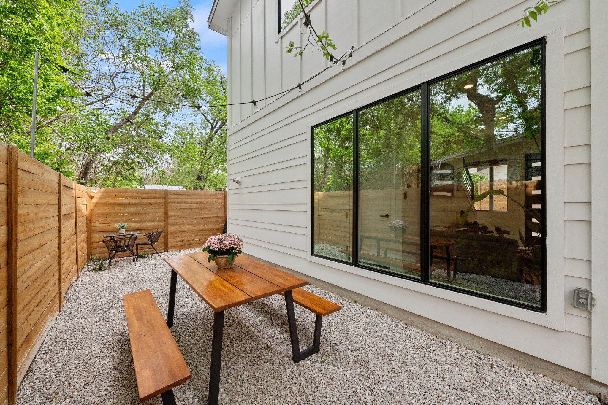 1710 Adina Street, Unit 2 Austin, TX 78721 - Photo 27 of 32
