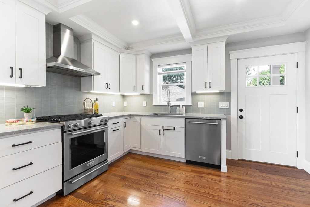 6 Rawson Road, Unit 1 Arlington, MA 02474 - Photo 13 of 31 Gallery Image 13