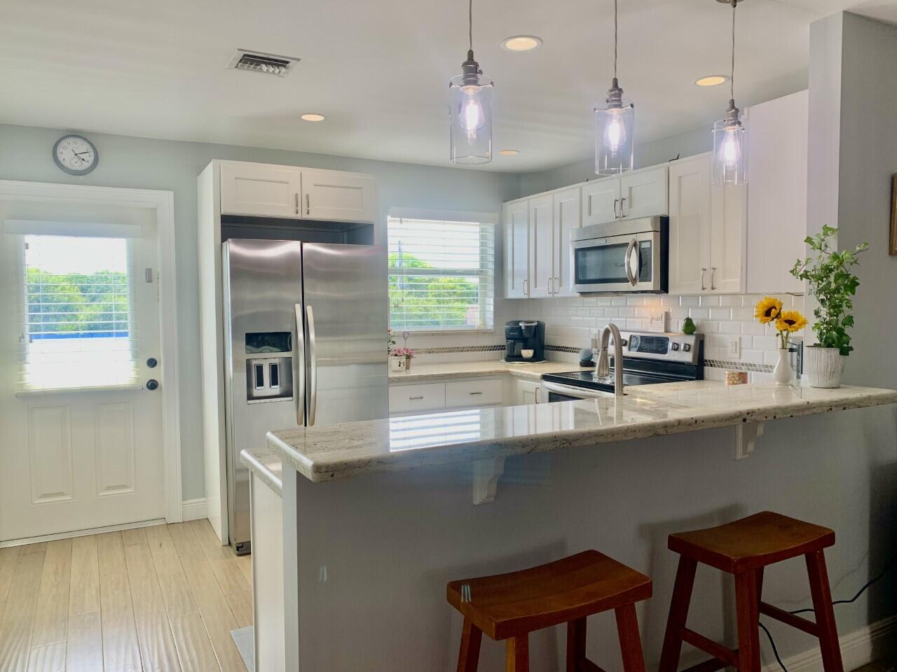 630 Southeast Ocean Boulevard, Unit C3 Stuart, FL 34994 - Photo 3 of 42 IMG_9131