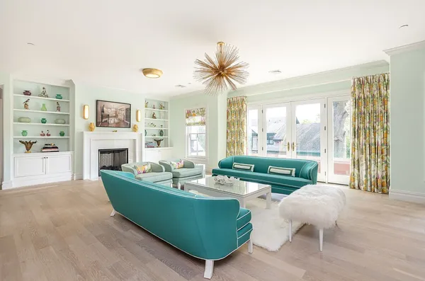 $2,200,000 | 78 Rhode Island Avenue, Unit 6, Newport, RI 02840