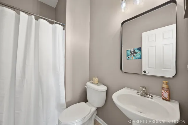 $519,000 | 2951 Thunderbird Court West, Aurora, IL 60503