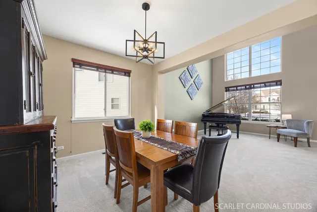 $519,000 | 2951 Thunderbird Court West, Aurora, IL 60503