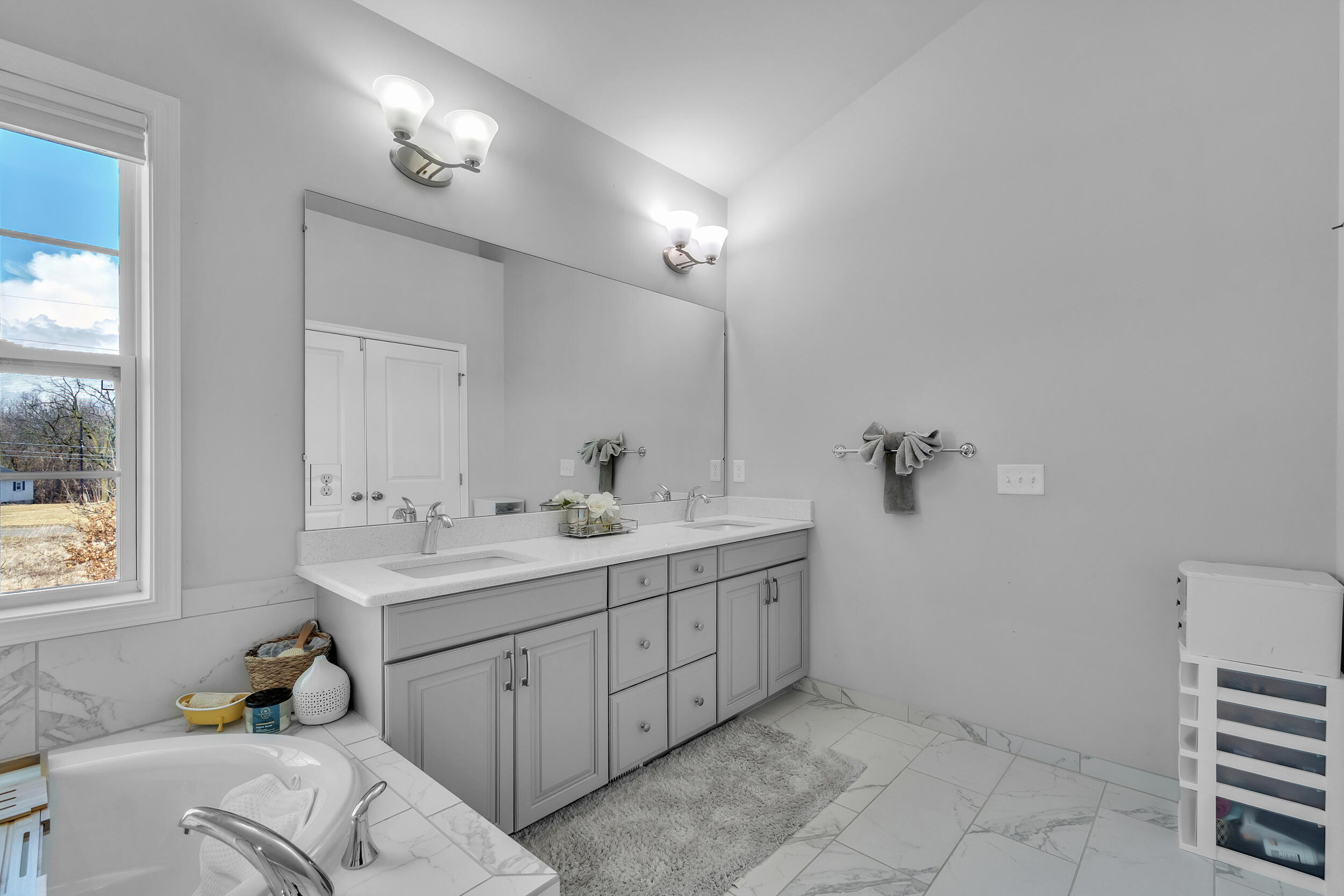 51162 North Scarborough Road Canton, MI 48188 - Photo 30 of 50 scarborough-41