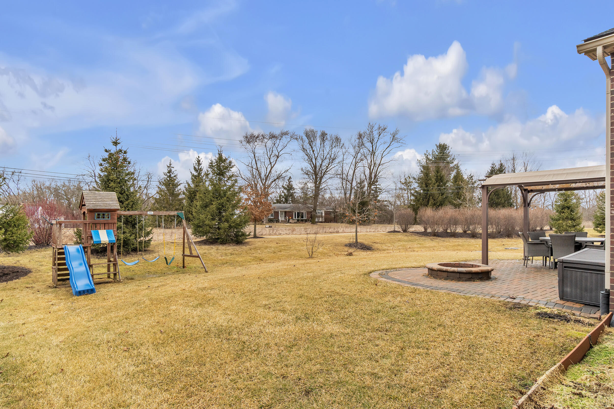 51162 North Scarborough Road Canton, MI 48188 - Photo 46 of 50 scarborough-65