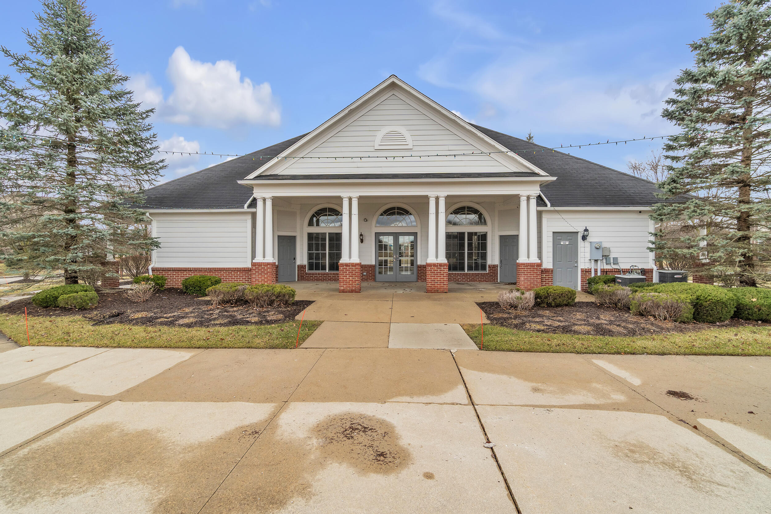 51162 North Scarborough Road Canton, MI 48188 - Photo 48 of 50 scarborough-69