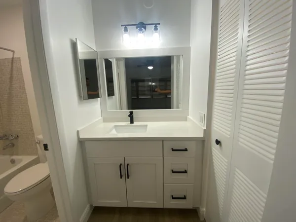 $1,750 | 6850 Royal Palm Boulevard, Unit 305G, Margate, FL 33063