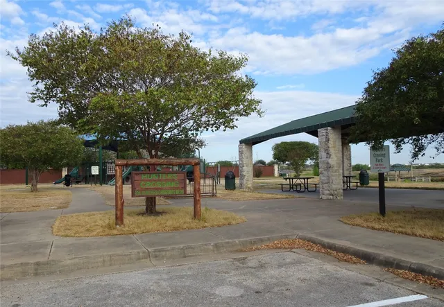 $315,000 | 341 Bird Dog Bend, Bastrop, TX 78602