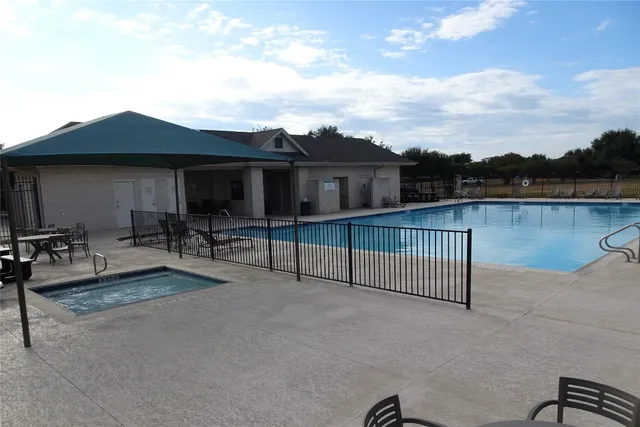 $315,000 | 341 Bird Dog Bend, Bastrop, TX 78602