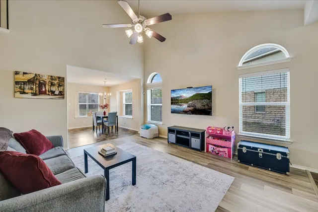 $315,000 | 341 Bird Dog Bend, Bastrop, TX 78602