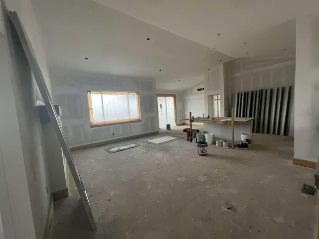 $411,500 | 10423 West Graber Circle, Wichita, KS 67215