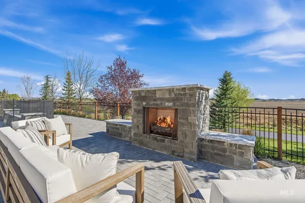 $1,400,000 | 7703 West Corinthia Street, Eagle, ID 83616