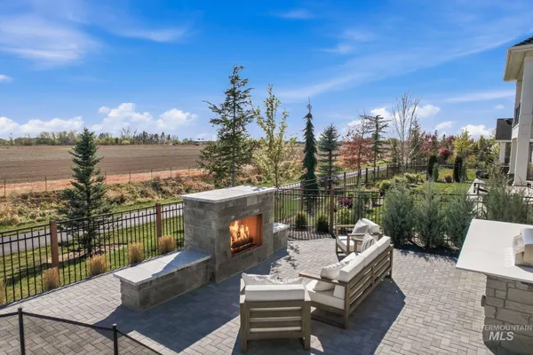 $1,400,000 | 7703 West Corinthia Street, Eagle, ID 83616