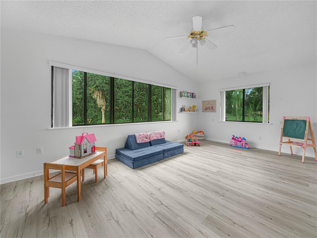 4240 Old Colony Road Mulberry, FL 33860 - Photo 18 of 31