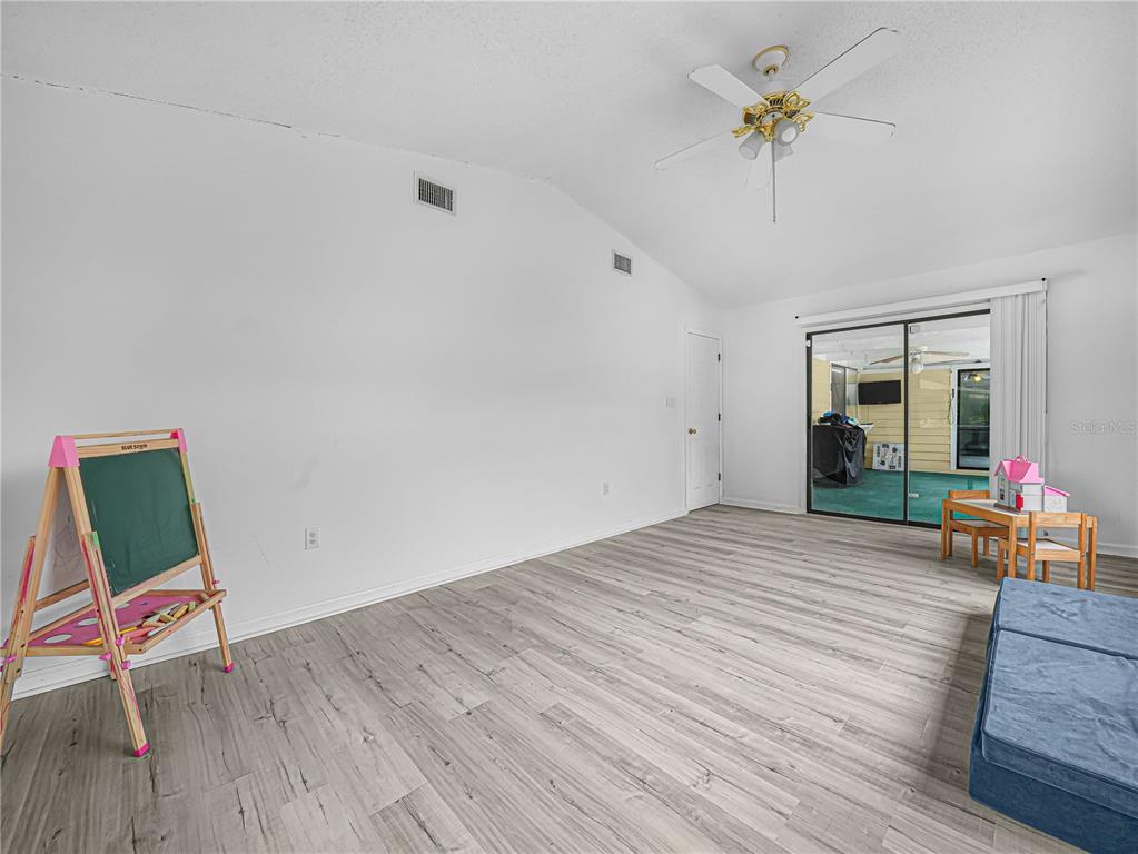 4240 Old Colony Road Mulberry, FL 33860 - Photo 19 of 31