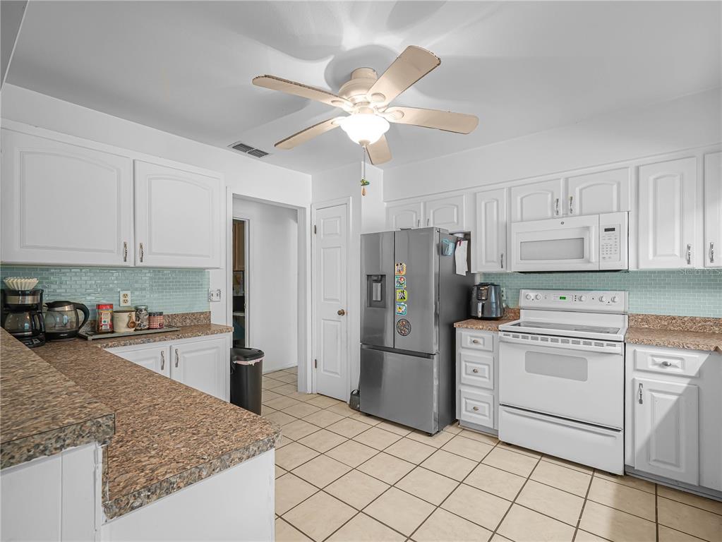 4240 Old Colony Road Mulberry, FL 33860 - Photo 5 of 31