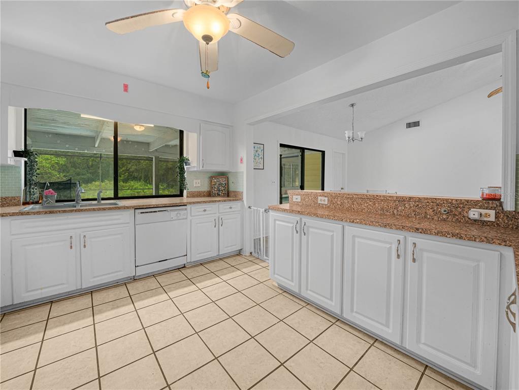 4240 Old Colony Road Mulberry, FL 33860 - Photo 6 of 31