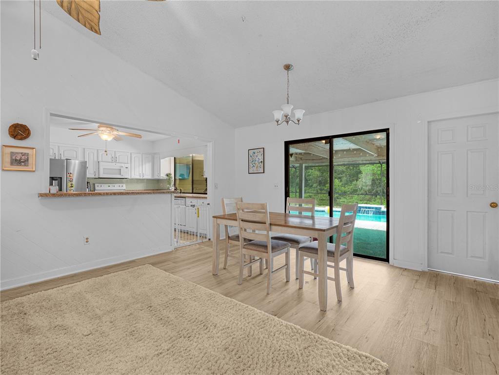 4240 Old Colony Road Mulberry, FL 33860 - Photo 7 of 31