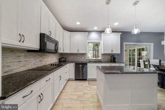 $665,000 | 6 Fox Chase Lane, Glenmoore, PA 19343