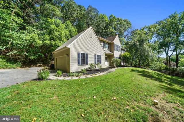 $665,000 | 6 Fox Chase Lane, Glenmoore, PA 19343