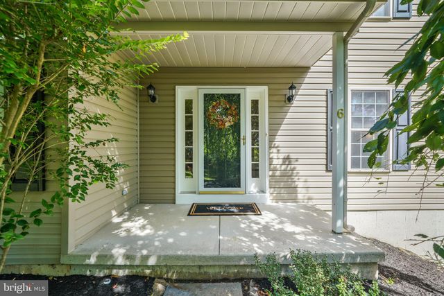 $665,000 | 6 Fox Chase Lane, Glenmoore, PA 19343