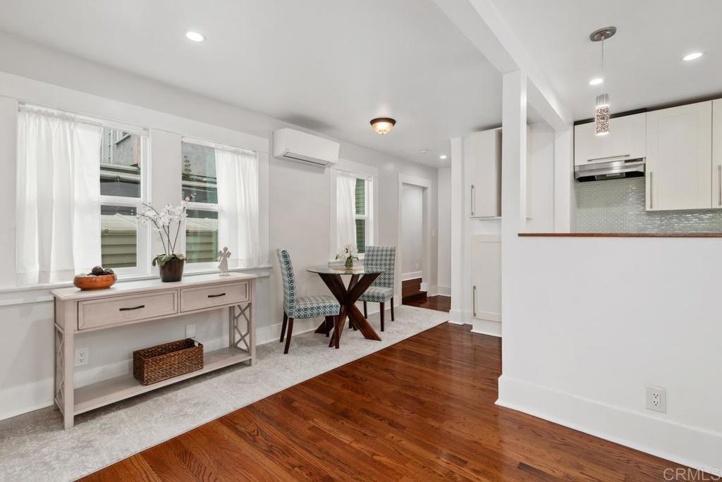 4418 33rd Place San Diego, CA 92116 - Photo 3 of 18