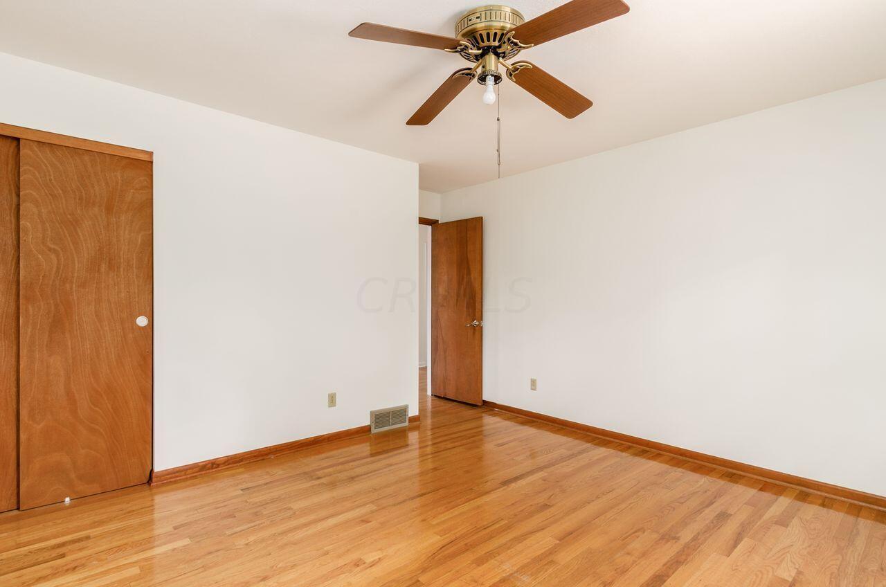 293 Weydon Road Columbus, OH 43085 - Photo 37 of 54 Bedroom #4