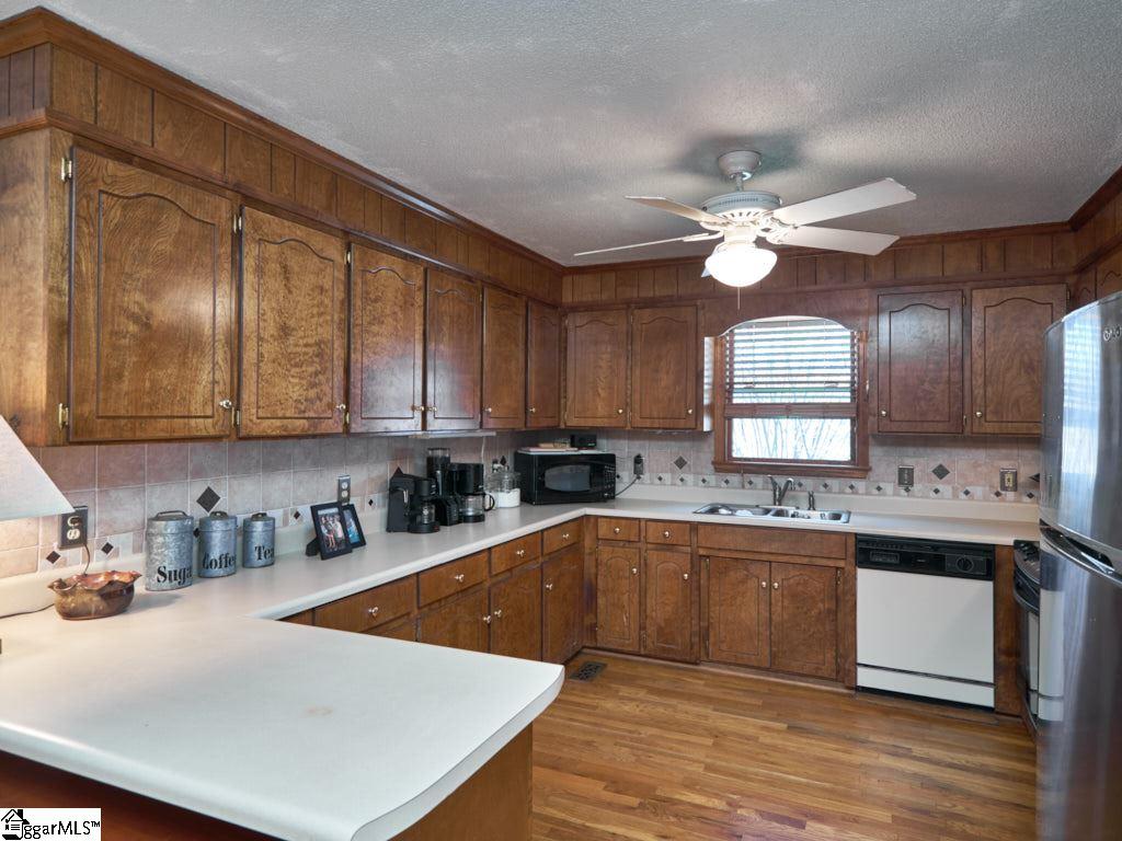 469 Lyman Lake Road Lyman, SC 29365 - Photo 17 of 36
