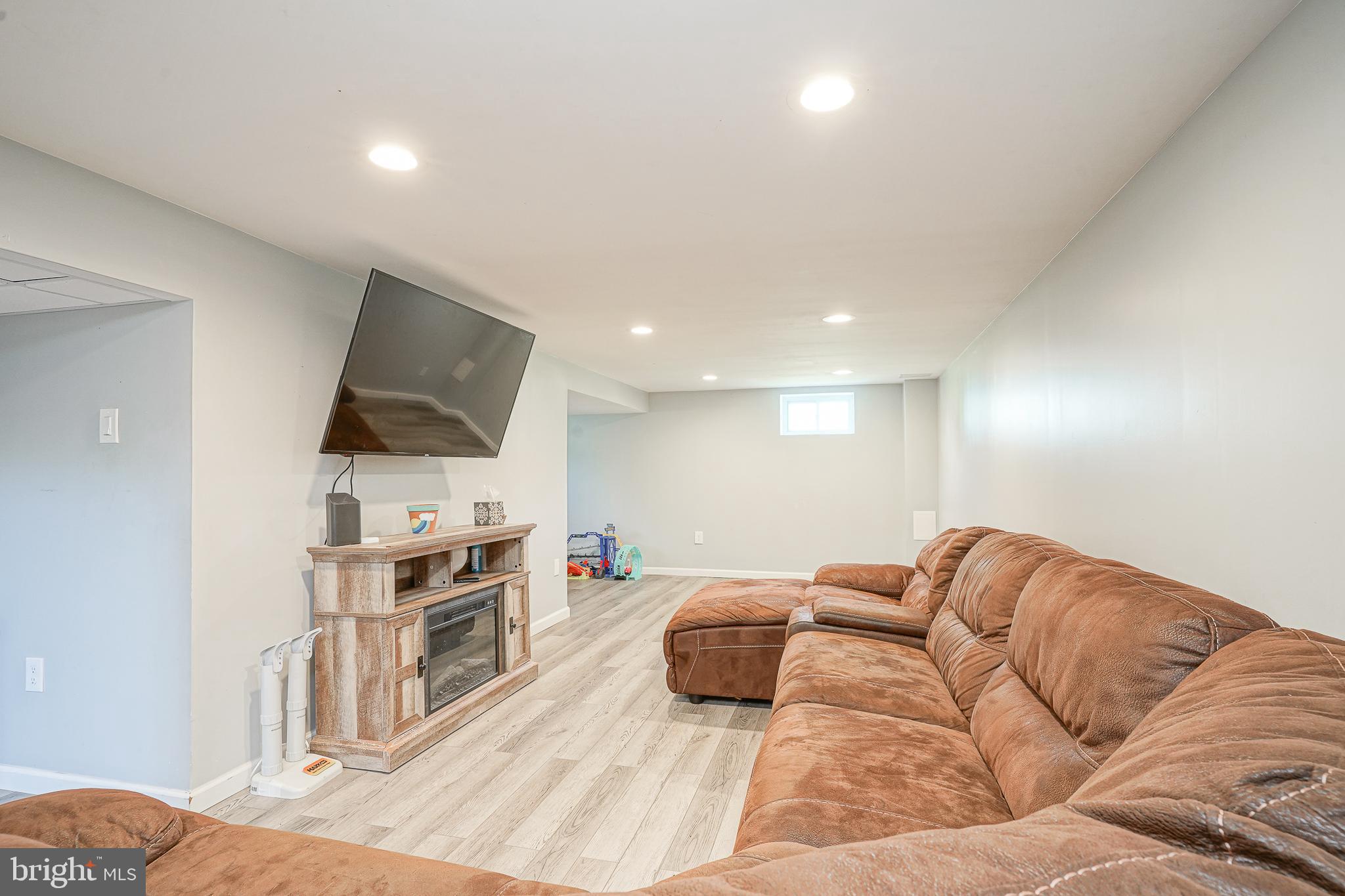 377 North Tuckahoe Road Williamstown, NJ 08094 - Photo 27 of 40
