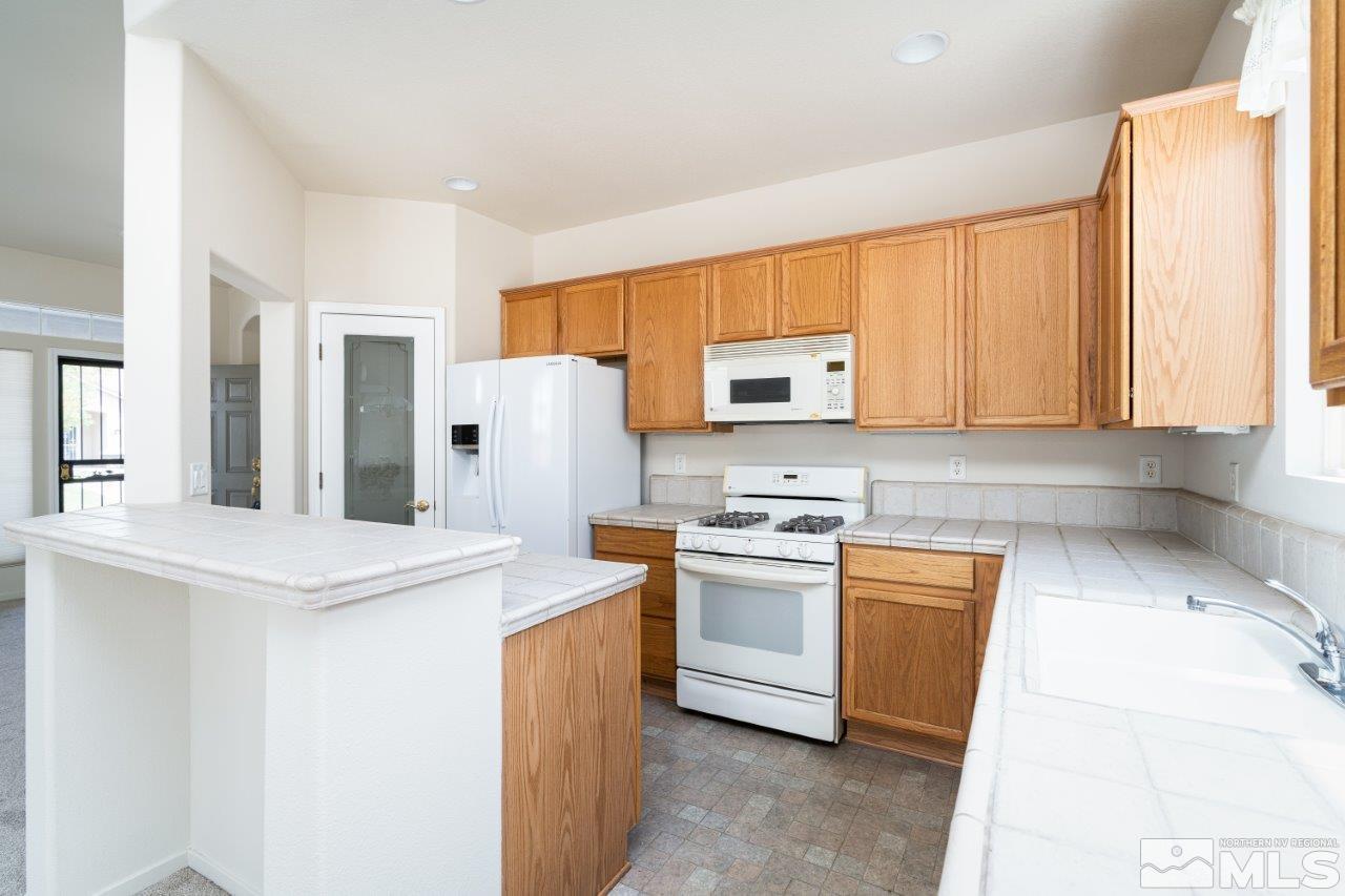 1440 Gaucho Lane Reno, NV 89521 - Photo 7 of 26 Photo 7