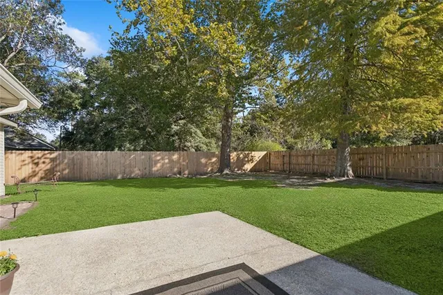 $300,000 | 612 Lake Superior Drive, Slidell, LA 70461