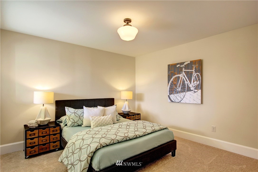 1606 4th Avenue North Seattle, WA 98109 - Photo 17 of 38