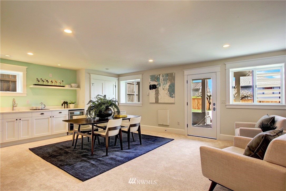 1606 4th Avenue North Seattle, WA 98109 - Photo 18 of 38