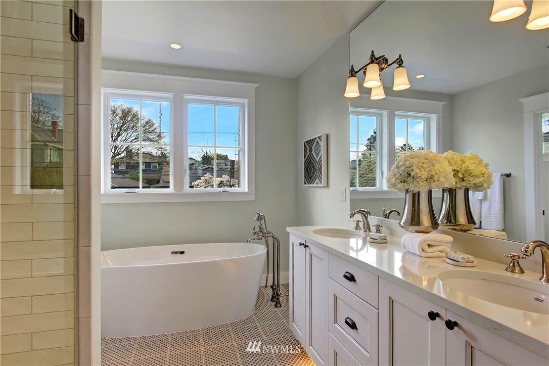 1606 4th Avenue North Seattle, WA 98109 - Photo 25 of 38