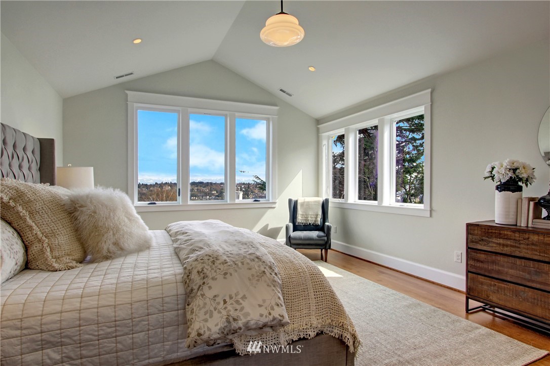1606 4th Avenue North Seattle, WA 98109 - Photo 28 of 38
