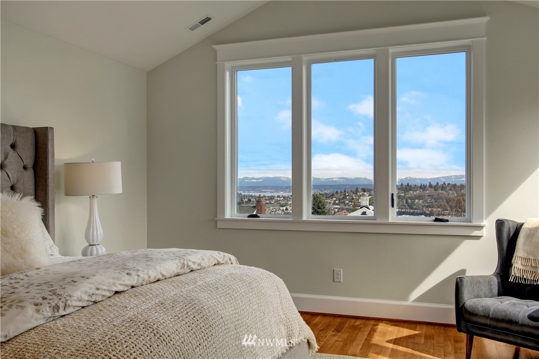 1606 4th Avenue North Seattle, WA 98109 - Photo 29 of 38