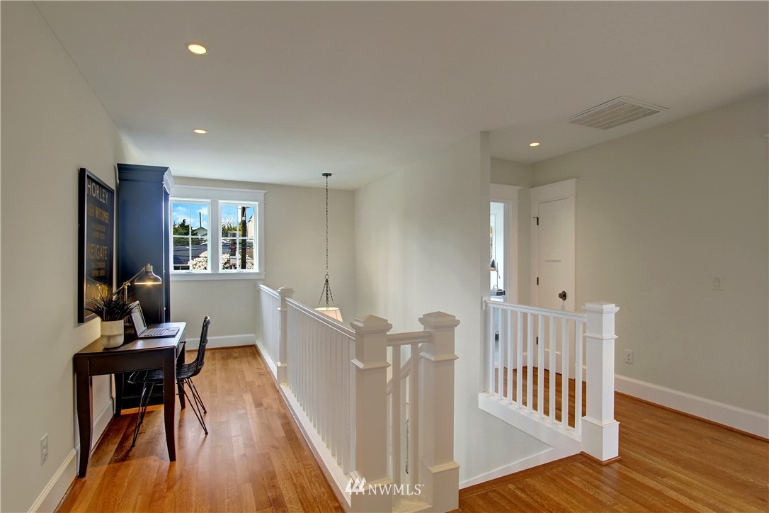 1606 4th Avenue North Seattle, WA 98109 - Photo 31 of 38