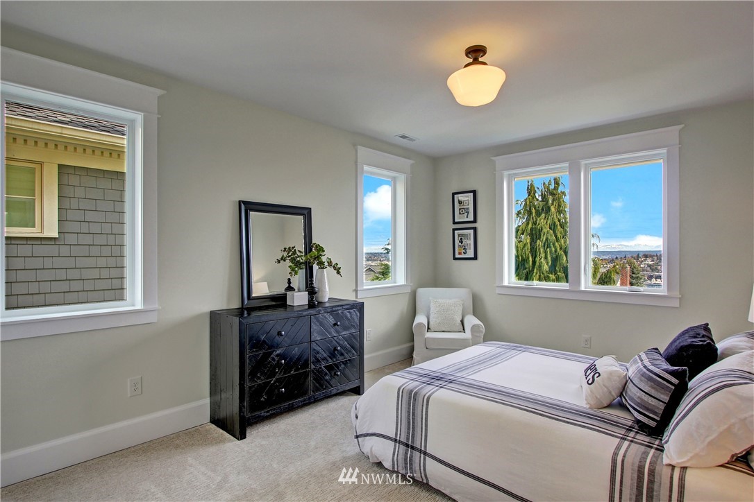 1606 4th Avenue North Seattle, WA 98109 - Photo 33 of 38