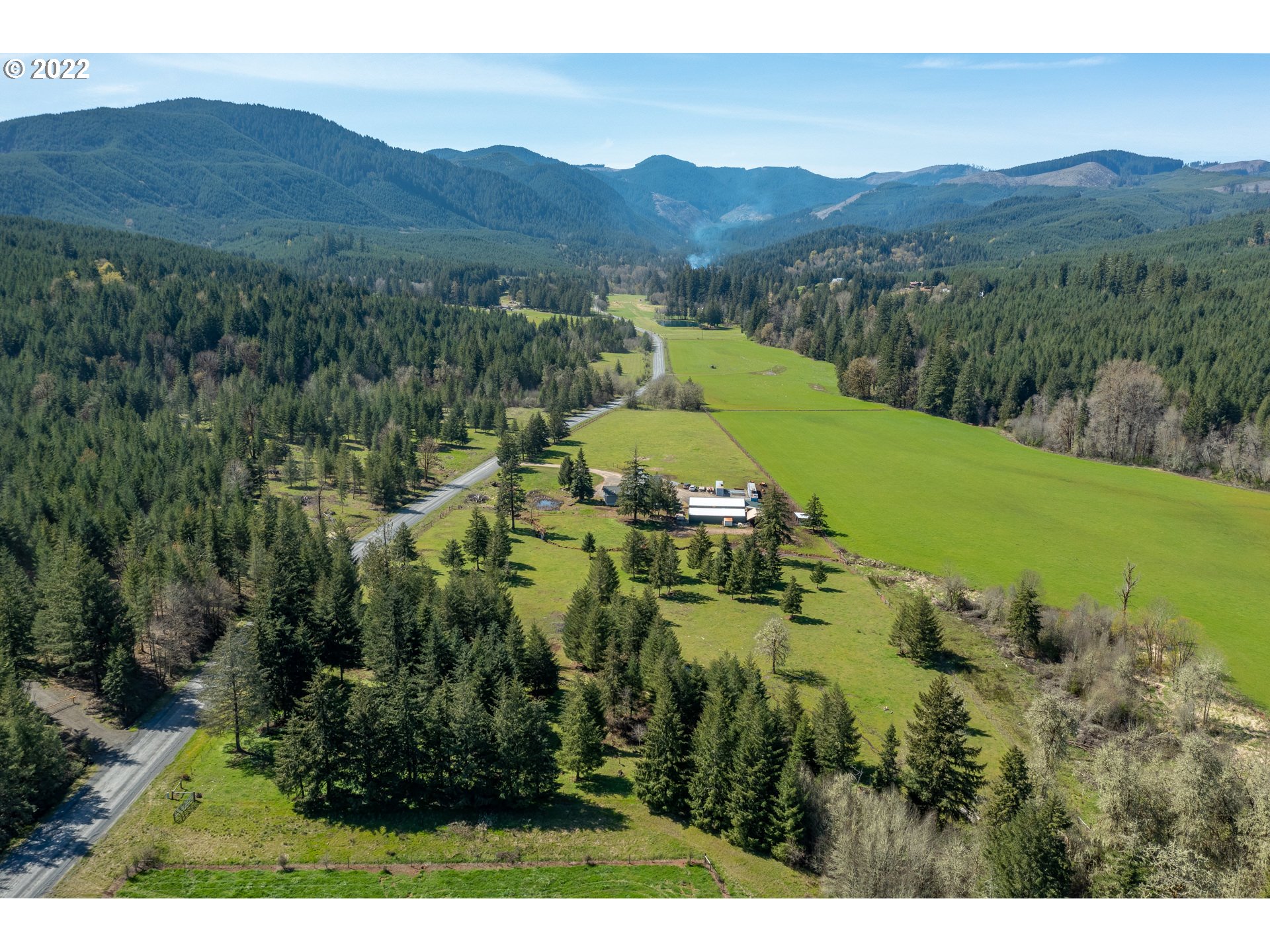 22300 Northwest Flying M Road Yamhill, OR 97148 - Photo 4 of 32 Gallery Image 4