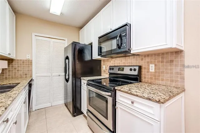 $1,850 | 4316 South Kirkman Road, Unit 1602, Orlando, FL 32811