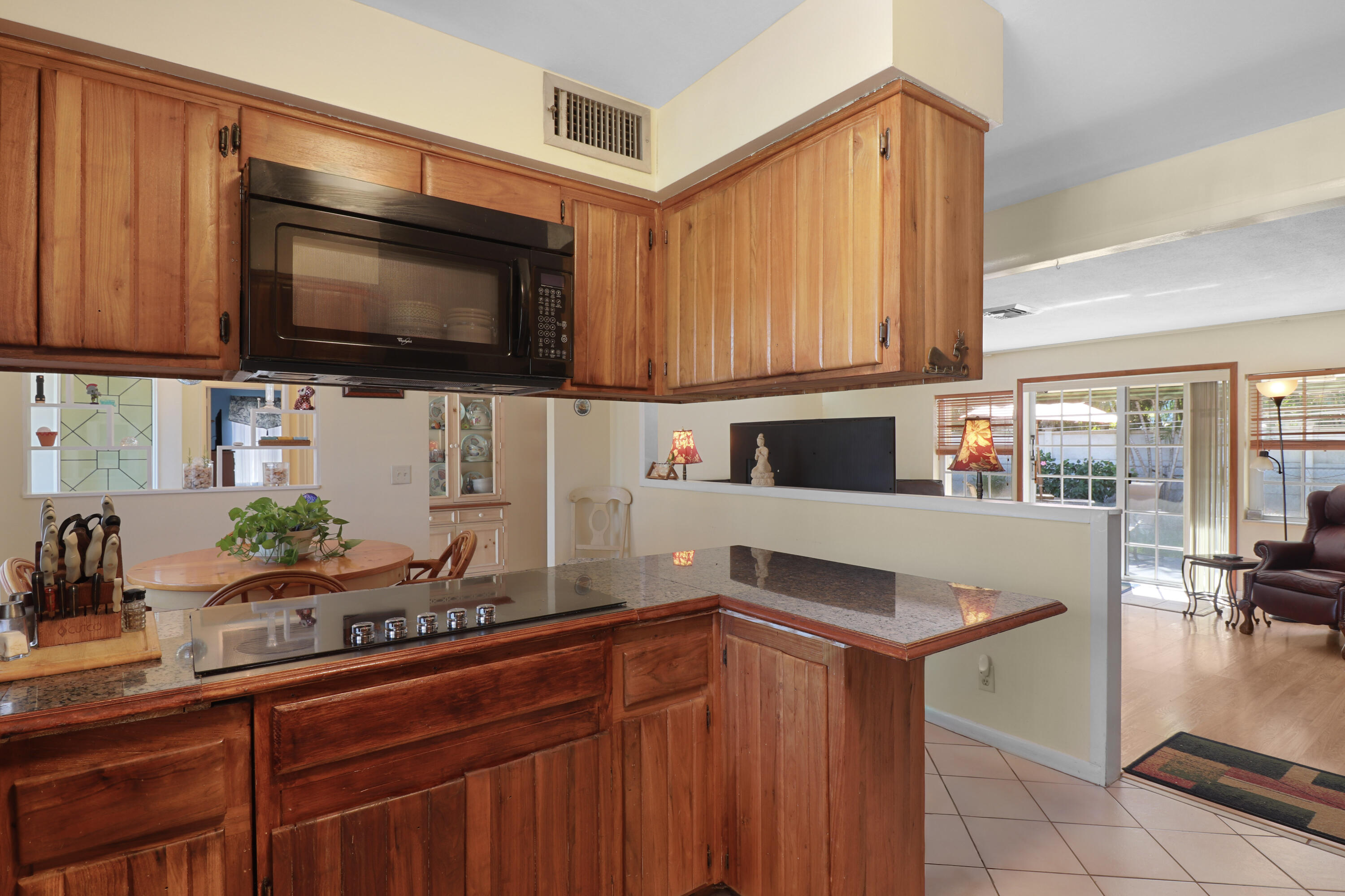 310 Wilma Circle Riviera Beach, FL 33404 - Photo 12 of 46 9-IMG_5862