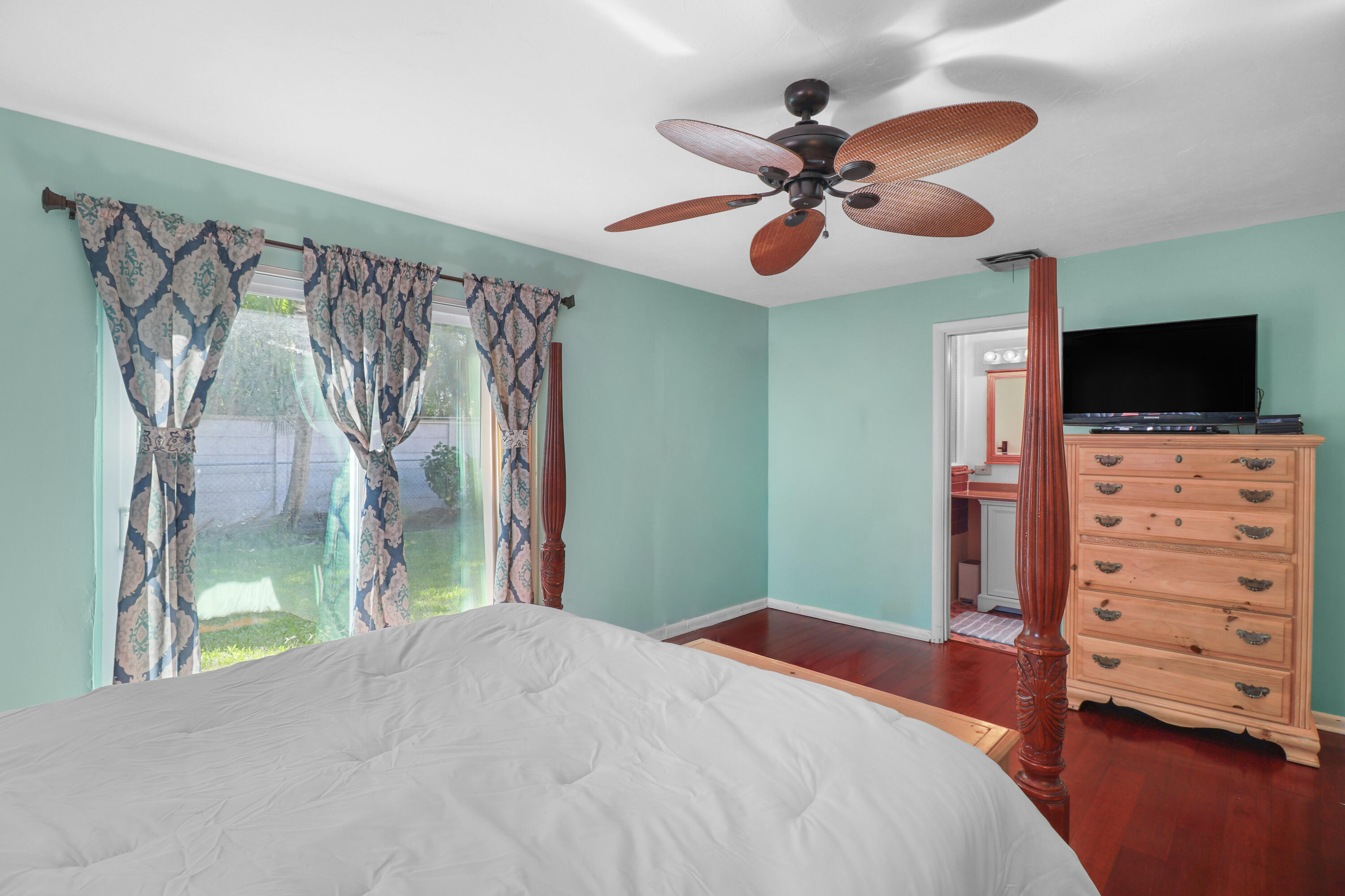 310 Wilma Circle Riviera Beach, FL 33404 - Photo 32 of 46 29-IMG_5997