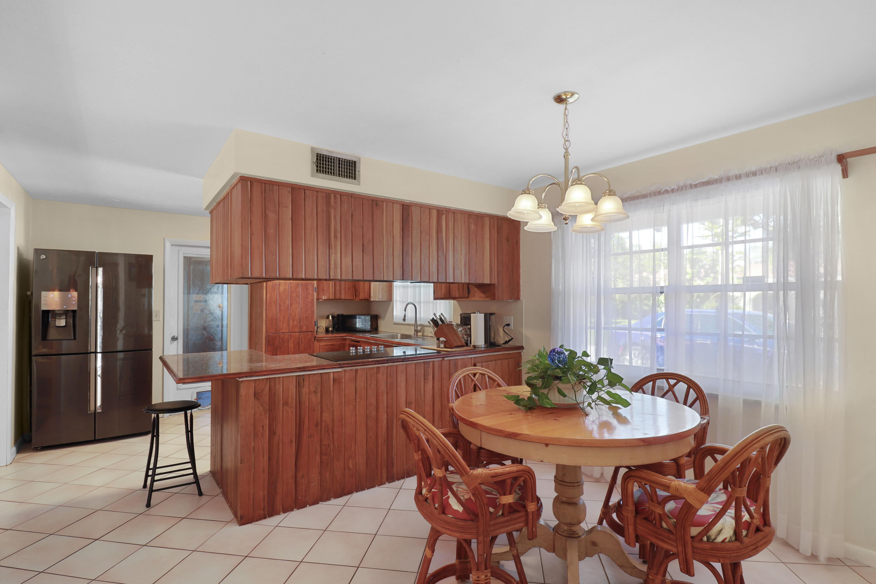 310 Wilma Circle Riviera Beach, FL 33404 - Photo 7 of 46 4-IMG_5844