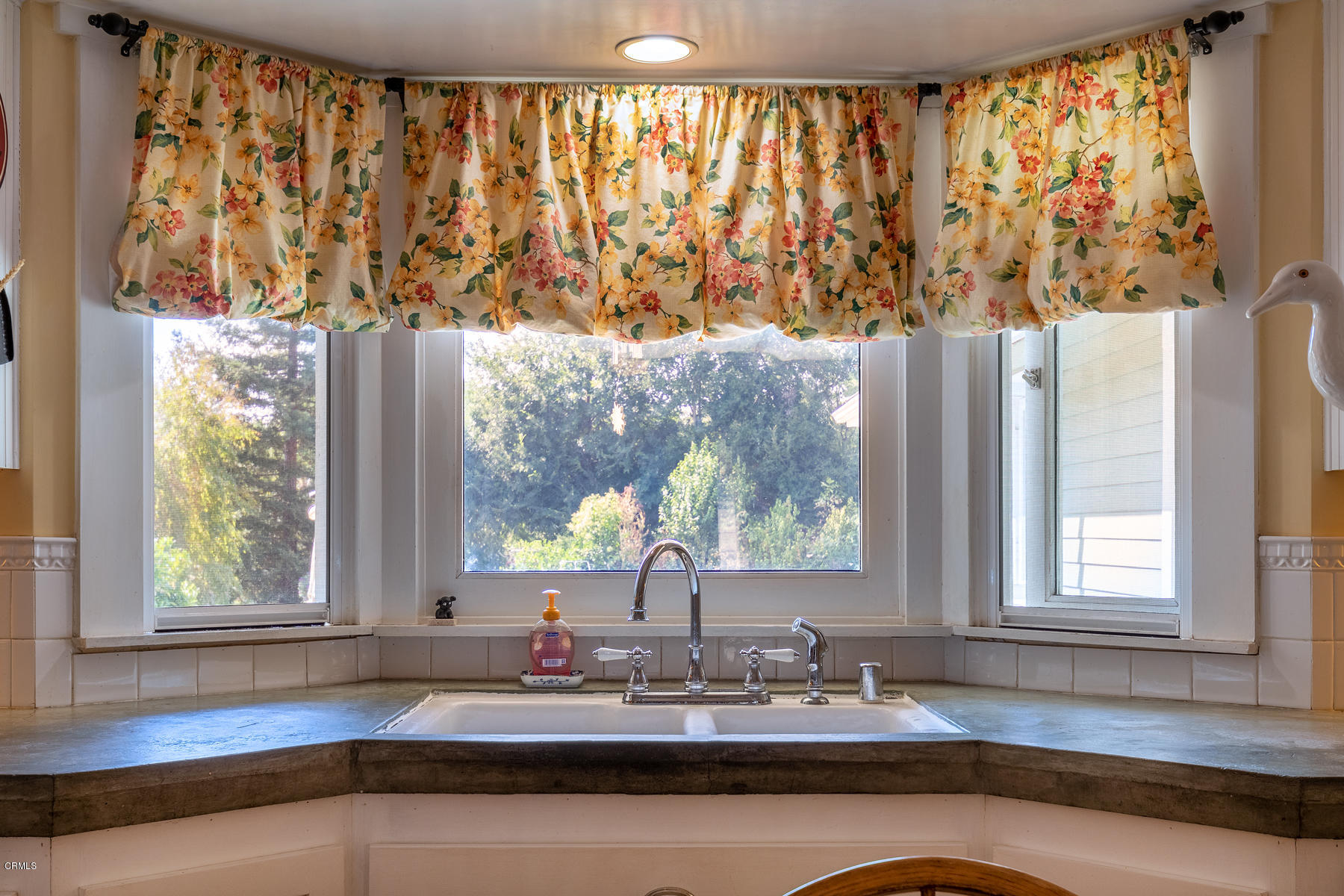 805 Tico Road Ojai, CA 93023 - Photo 13 of 43 IMG_4974-HDR-adj2