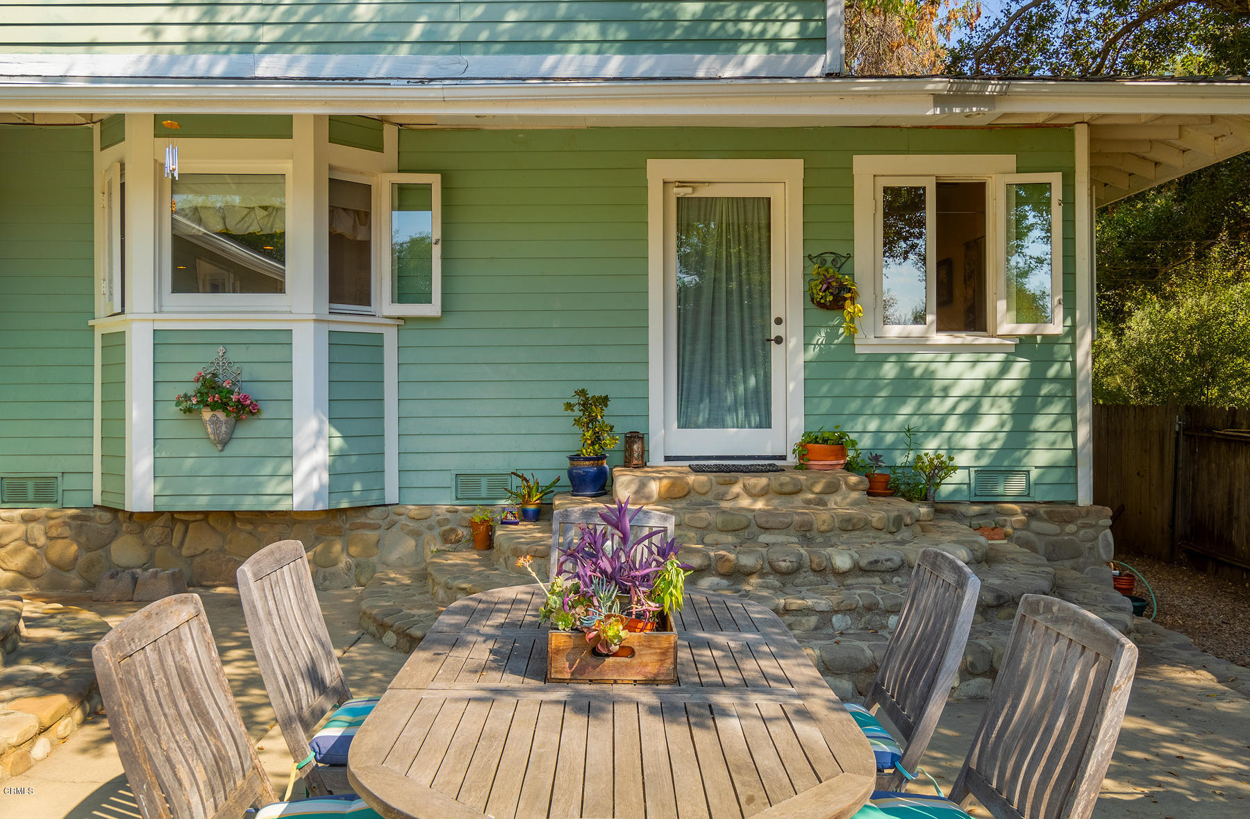 805 Tico Road Ojai, CA 93023 - Photo 33 of 43 IMG_4851-HDR-adj1
