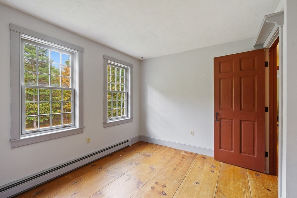 88 Bullard Road Princeton, MA 01541 - Photo 22 of 41 an empty room with windows