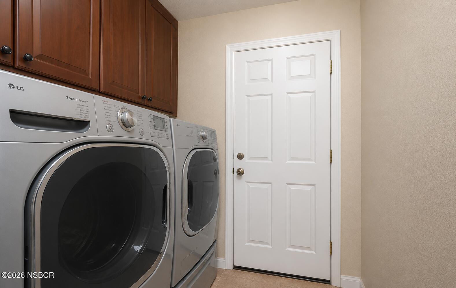 901 Calvert Avenue Lompoc, CA 93436 - Photo 6 of 6 Laundry Area